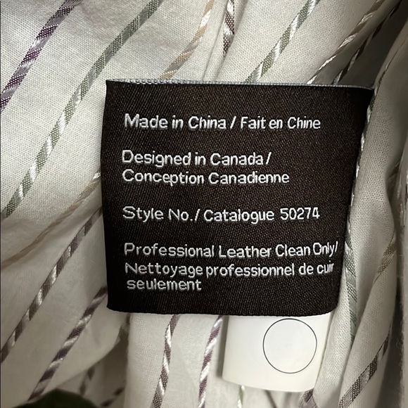 Danier green suede jacket. Perfect for fall - Picture 3 of 6